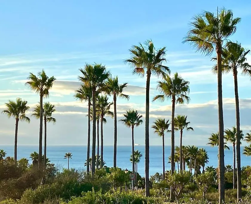 Holiday home Casa De Ensueno En La Playa Con Vistas Al Mar Villa Alcaidesa Spain