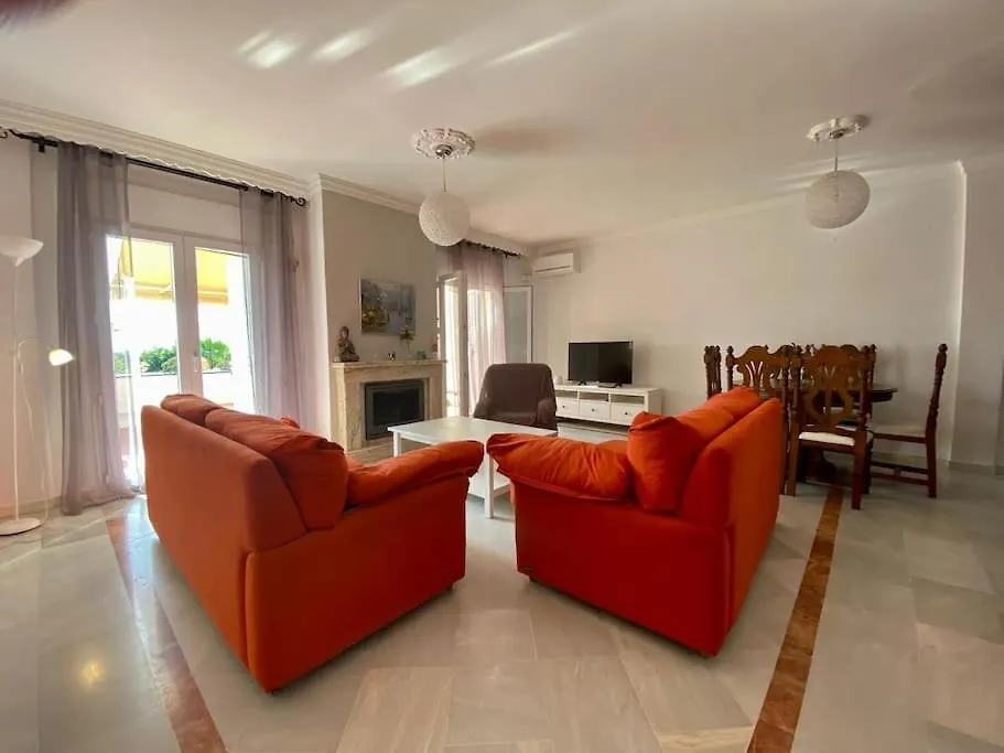 Prázdninový dům Vila Casa De Ensueno En La Playa Con Vistas Al Mar Alcaidesa